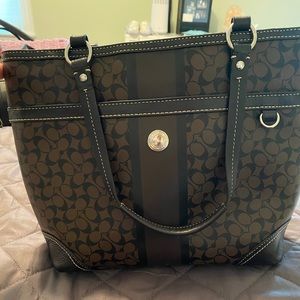 Authentic Coach Leather Sachel Tote Bag